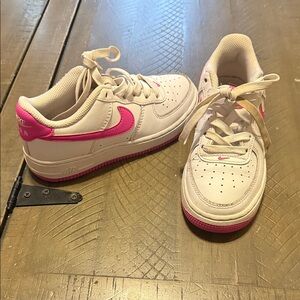 Nike White and Pink Air Sneakers